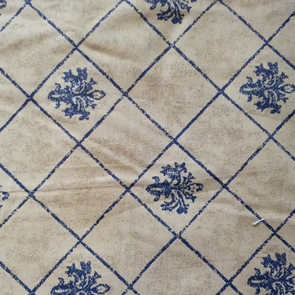 Croscill Venezia extra long pillow shams - 2- black & gold Renaissance style - Picture 9 of 10